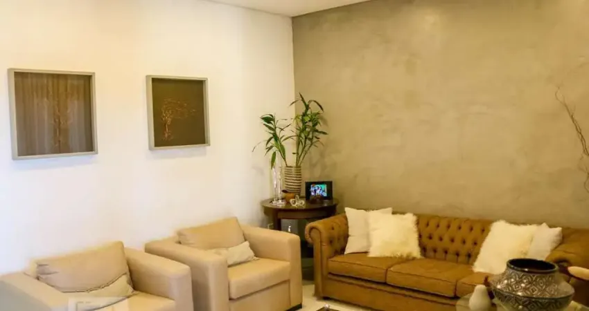 Casa para Venda - Caiçaras, 4 Quartos,  540 m² - Belo Horizonte