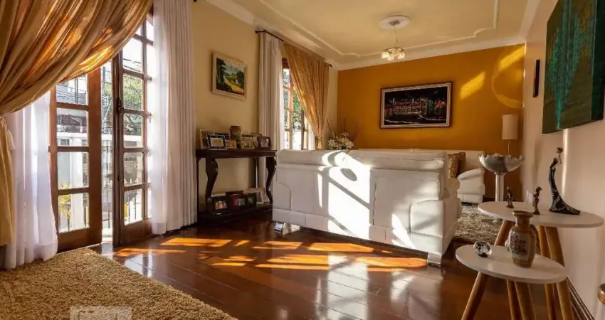 Casa para Venda - São Luíz, 5 Quartos,  370 m² - Belo Horizonte