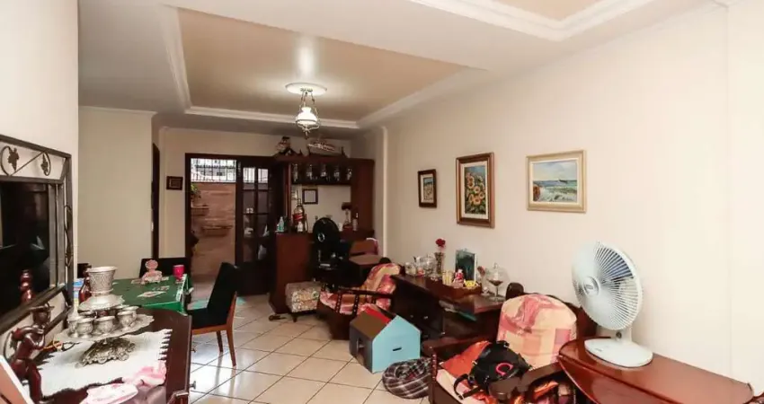 Casa para Venda - Engenho Novo, 3 Quartos,  200 m² - Rio de Janeiro