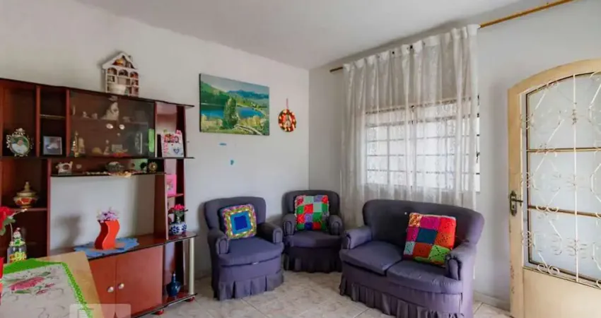 Casa para Venda - Santa Cruz, 6 Quartos,  200 m² - Belo Horizonte