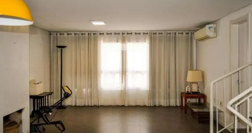 Casa para Venda - Camaquã, 3 Quartos,  254 m² - Porto Alegre