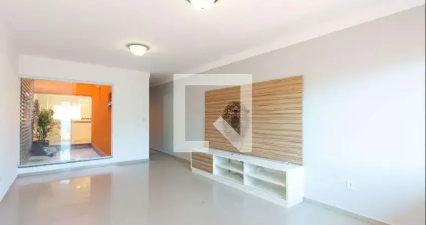 Casa para venda - vila carmosina, 3 quartos,  181 m² - são paulo