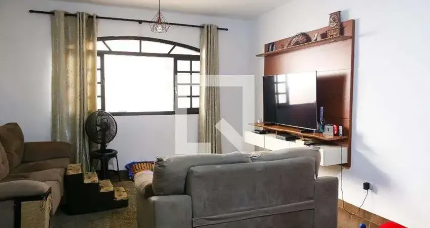 Casa para Venda - Utinga, 4 Quartos,  180 m² - Santo André