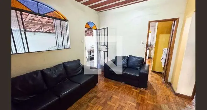 Casa com 4 quartos à venda na Rua Honorita Alves de Oliveira, Centro, Contagem