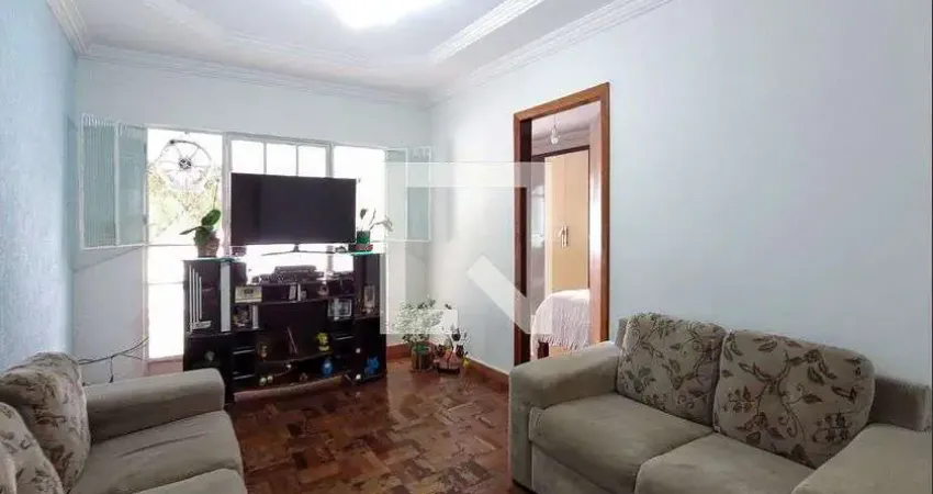 Casa com 2 quartos à venda na Rua Leontino Moreira, Santa Helena, Contagem