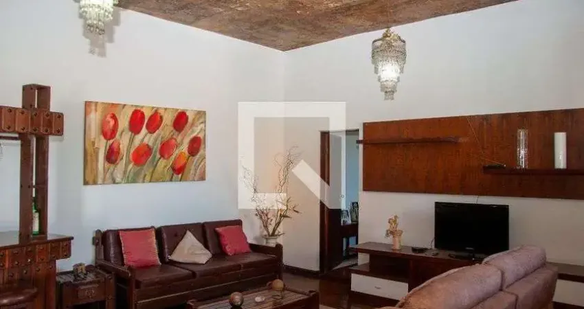 Casa com 3 quartos à venda na Rua Jeupira, Novo Eldorado, Contagem