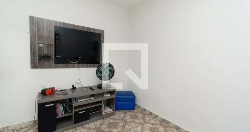 Casa com 3 quartos à venda na Rua da Bélgica, Glória, Contagem