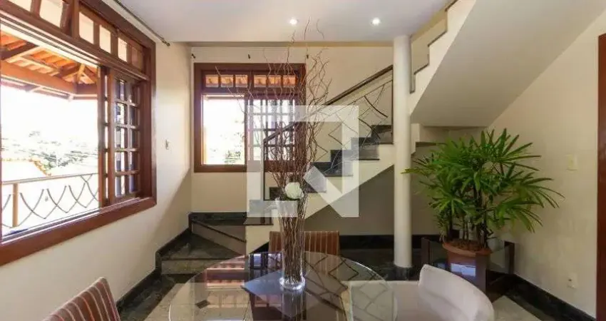 Casa com 3 quartos à venda na Rua Nair Mendes Moreira, Fonte Grande, Contagem