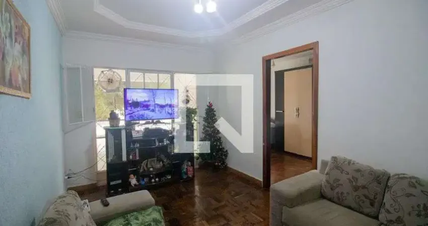 Casa com 3 quartos à venda na Rua Leontino Moreira, Santa Helena, Contagem