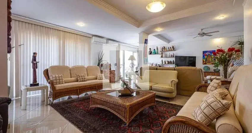 Casa com 4 quartos à venda na Rua Felipe Cavalcanti, Vila Madalena, São Paulo