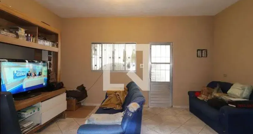 Casa com 2 quartos à venda na Rua Azulão, Utinga, Santo André