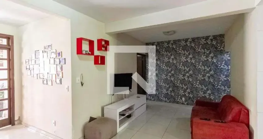 Casa com 3 quartos à venda na Rua Comendador Barbosa Melo, Trevo, Belo Horizonte
