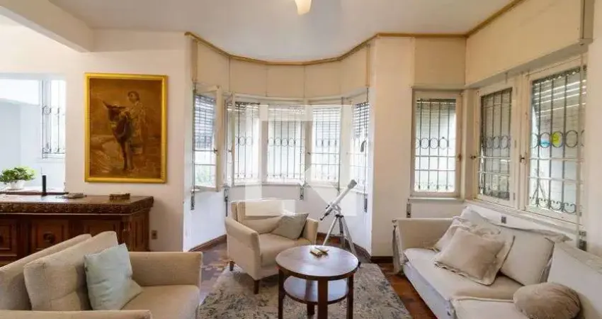 Casa com 4 quartos à venda na Rua Jataí, Cristal, Porto Alegre