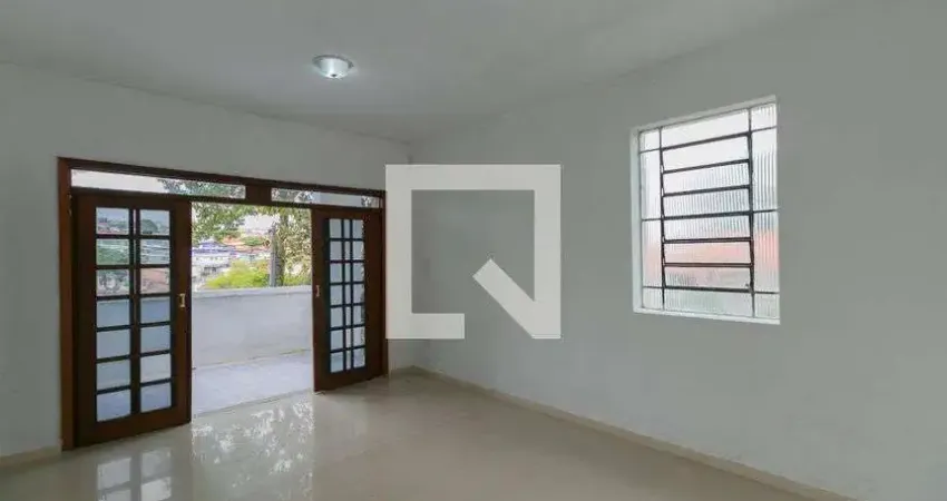 Casa com 2 quartos à venda na Rua Coronel José Soares, Glória, Belo Horizonte