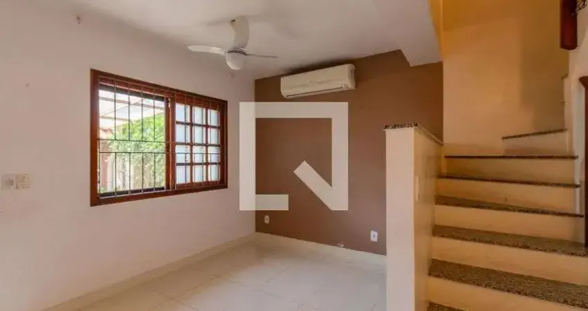 Casa com 2 quartos à venda na Rua Professor Paulo Saurin, Campo Novo, Porto Alegre