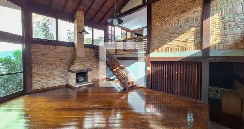 Casa / sobrado em condomínio para venda - maria paula, 3 quartos,  326 m² - niterói