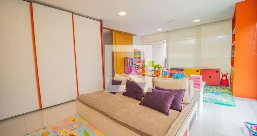 Casa com 5 quartos à venda na Rua Angatuba, Pacaembu, São Paulo