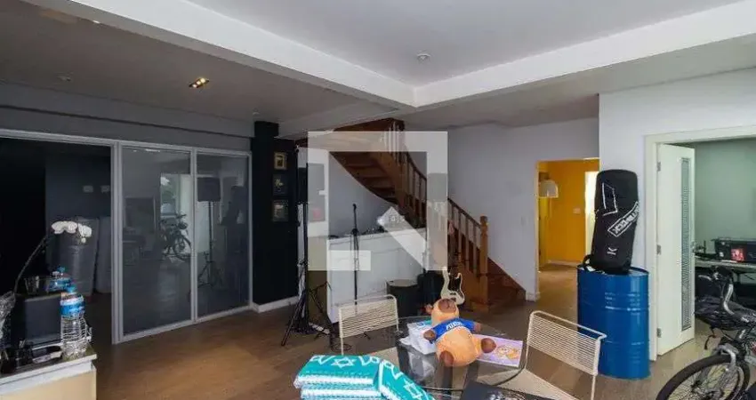 Casa com 3 quartos à venda na Rua Áurea, Vila Mariana, São Paulo