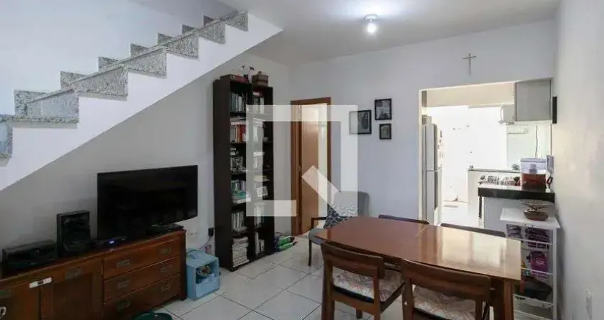 Casa com 2 quartos à venda na Rua Dom Aristides, Nacional, Contagem