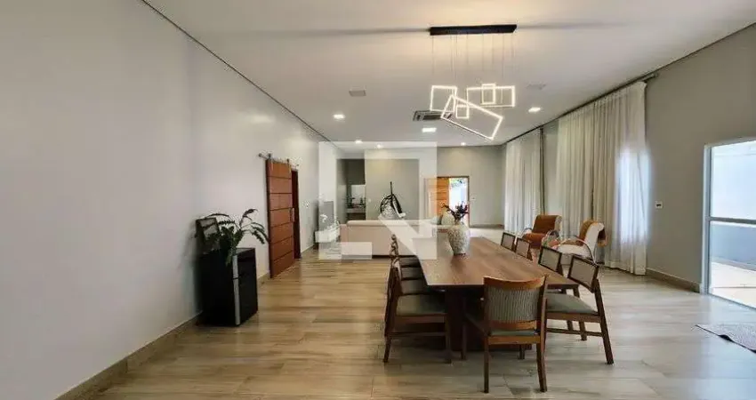 Casa com 3 quartos à venda na Rua Paulo Molena, Medeiros, Jundiaí