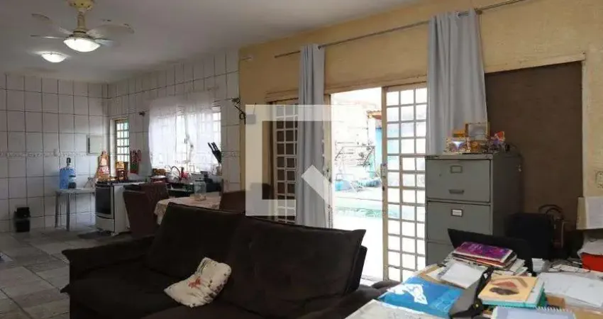 Casa com 4 quartos à venda na Rua Irará, Itaquera, São Paulo