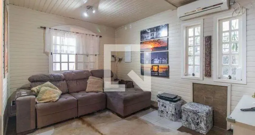 Casa com 3 quartos à venda na Rua Gregório da Fonseca, Nonoai, Porto Alegre