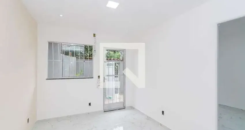 Casa com 2 quartos à venda na Rua Frei Gaspar, Irajá, Rio de Janeiro