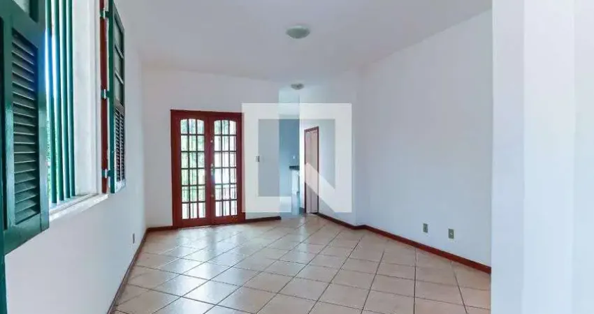 Casa com 2 quartos à venda na Rua Isolina, Méier, Rio de Janeiro