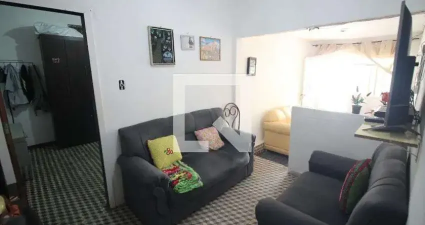 Casa com 2 quartos à venda na Rua da Bélgica, Glória, Contagem