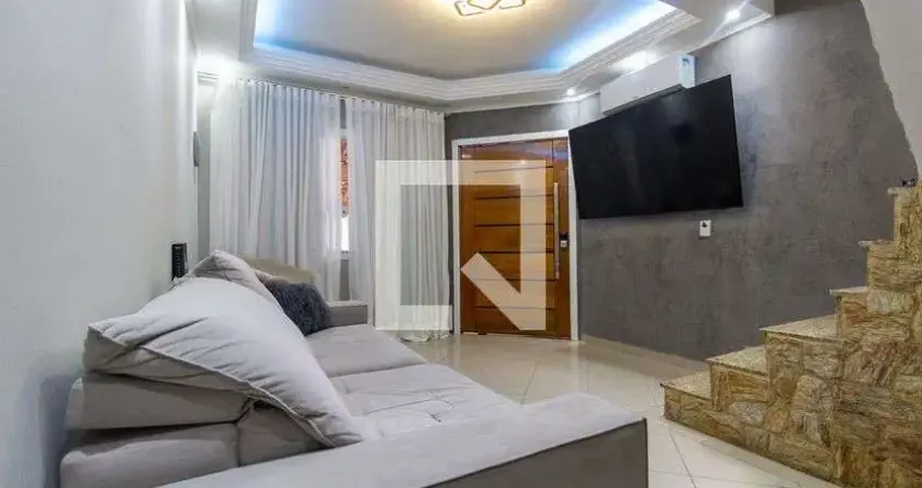 Casa com 3 quartos à venda na Rua dos Bolivianos, Ponte Rasa, São Paulo