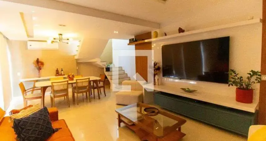 Casa com 4 quartos à venda na Rua Le Corbusier, Maria Paula, Niterói