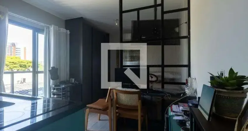 Kitnet / Stúdio à venda na Avenida dos Carinás, Moema, São Paulo