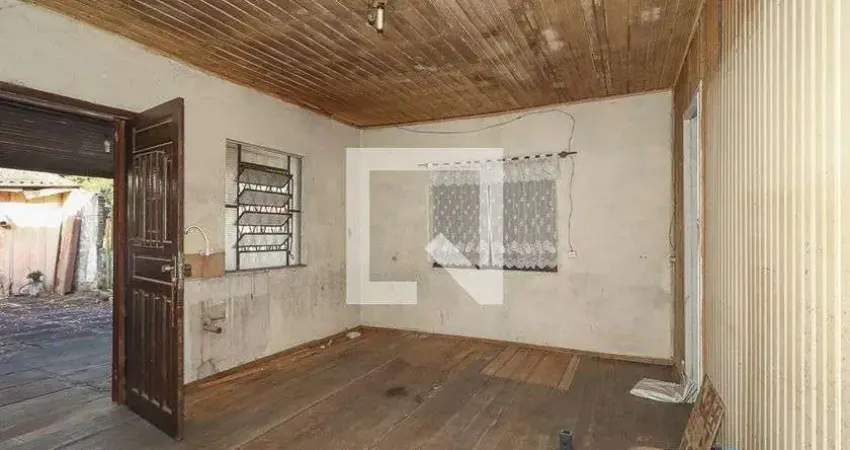 Casa com 3 quartos à venda na Rua Xavier de Carvalho, Sarandi, Porto Alegre