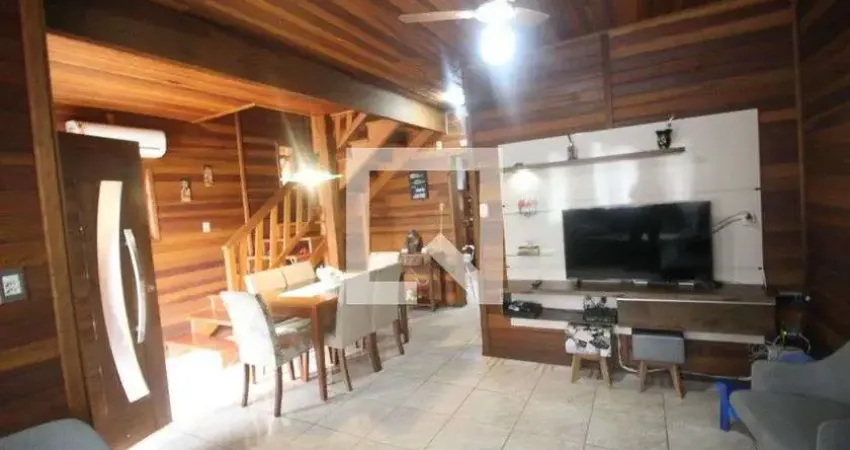 Casa com 2 quartos à venda na Rua das Grápias, Igara, Canoas