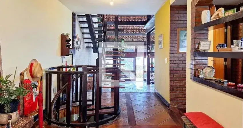 Casa com 3 quartos à venda na Rua Leila Diniz, São Francisco, Niterói
