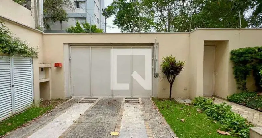Casa com 4 quartos à venda na Rua Livi, Vila Madalena, São Paulo