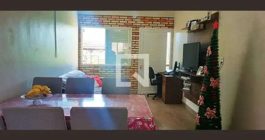 Casa com 2 quartos à venda na Rua Silvio dos Santos Pacheco, Rubem Berta, Porto Alegre