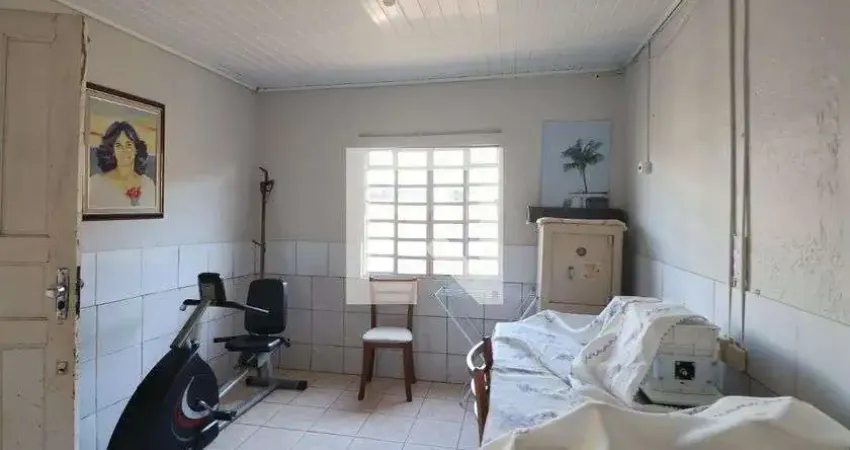 Casa com 2 quartos à venda na Rua Lajeado, Niterói, Canoas