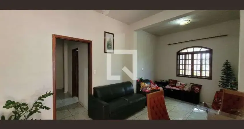 Casa com 3 quartos à venda na Rua 04, Novo Horizonte, Betim