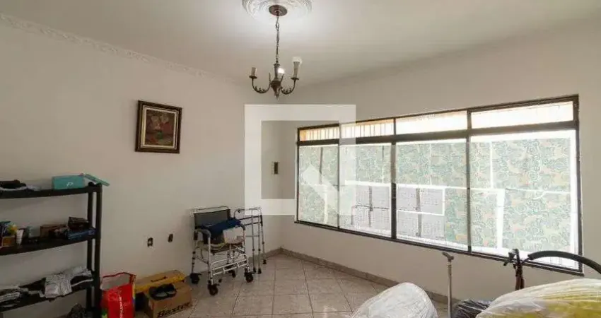 Casa com 2 quartos à venda na Rua Cabreúva, Vila Ré, São Paulo