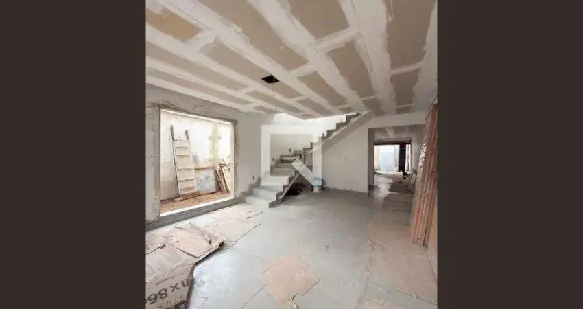 Casa com 3 quartos à venda na Rua Frei Domingos Gondin, Santa Helena, Contagem