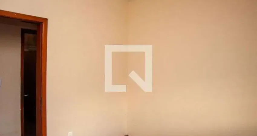 Casa com 2 quartos à venda na Rua Dezesseis, Tropical, Contagem