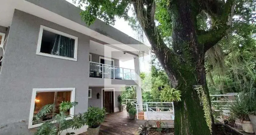 Casa com 3 quartos à venda na Rua das Colinas, Engenho do Mato, Niterói