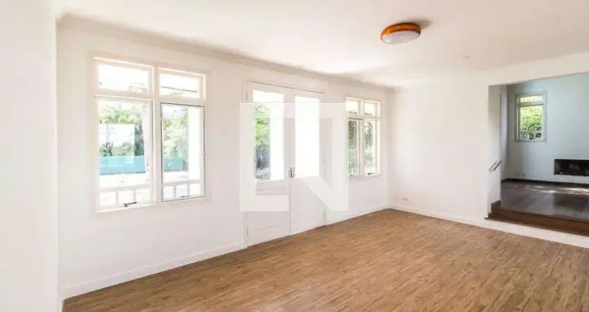 Casa / Sobrado em Condomínio para Venda - Alphaville, 3 Quartos, 220 m² - Santana de Parnaíba