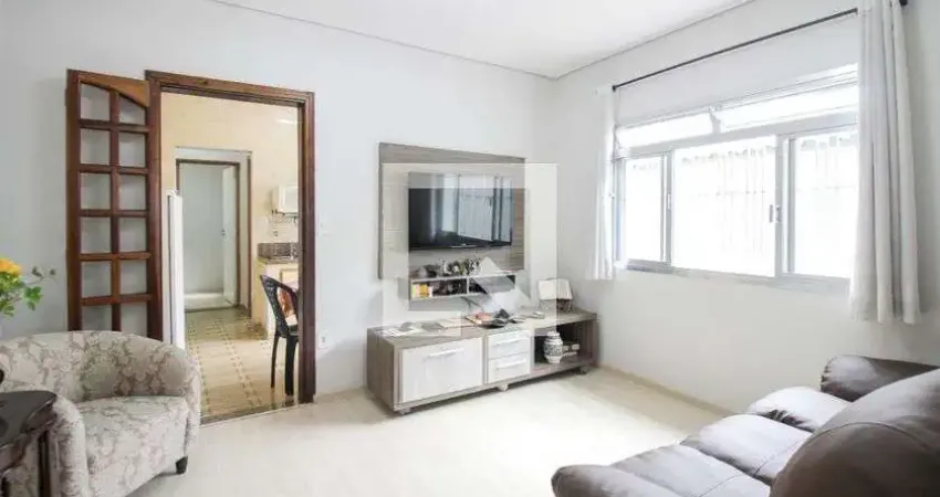 Casa com 3 quartos à venda na Rua Irmã Úrsula, Belém, São Paulo