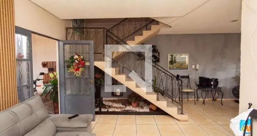 Casa com 3 quartos à venda na Rua Teobaldo José dos Santos, Três Barras, Contagem