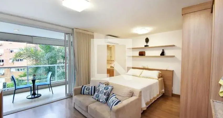 Kitnet / Stúdio para Venda - Vila Madalena, 1 Quarto, 33 m² - São Paulo