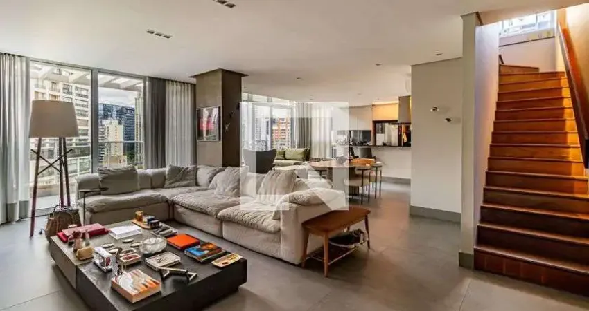 Apartamento para Venda - Itaim Bibi, 2 Quartos, 210 m² - São Paulo