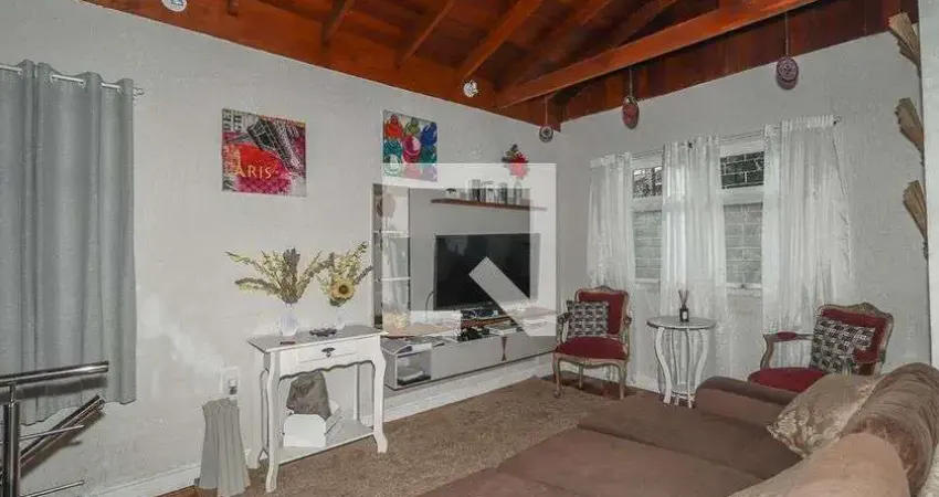 Casa para Venda - Jardim Itu-Sabará, 2 Quartos, 116 m² - Porto Alegre