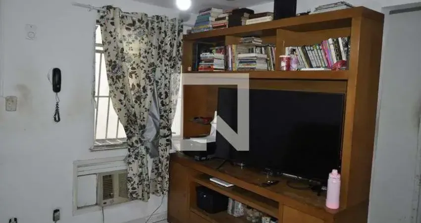 Apartamento para Venda - Del Castilho, 2 Quartos, 38 m² - Rio de Janeiro